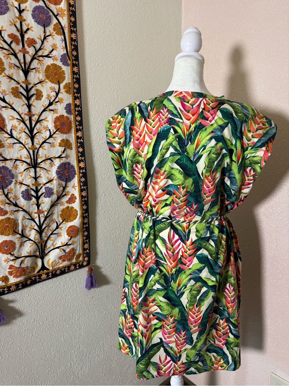 FARM Rio Green Multi Tropical Midi Dress with Tie-Waist - Picture 7 of 12